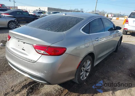 2015 Chrysler 200 C z USA, uszkodzony, nr VIN 1C3CCCCB8FN618900